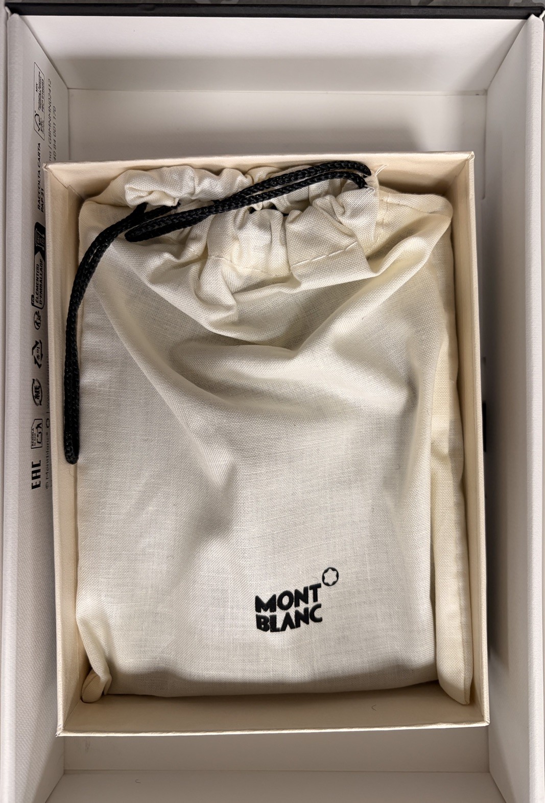 Mont Blanc Meisterstuck Black Soft Grain Passport Holder 113308 RRP £270 NEW image 7