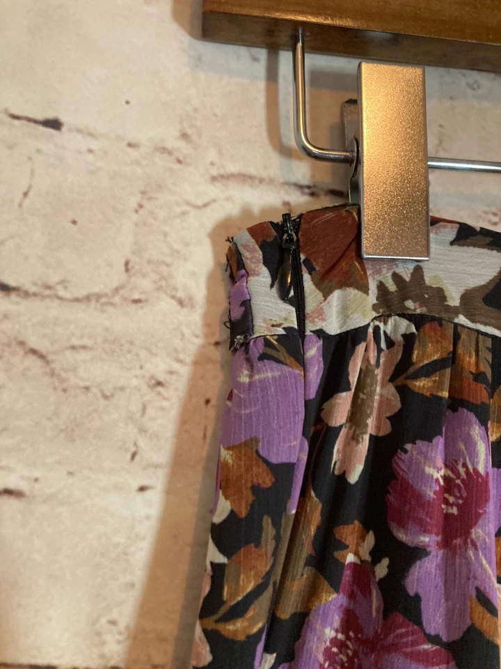 Falda AMISU Mujer 4 Oscuro Romántico Púrpura Ditsy Floral Midi Corbata Frontal En Niveles Foto 4 de 4