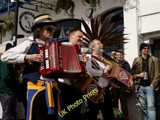 Photo 6x4 Hammersmith Morris Men Hammersmith/TQ2279 Entertaining the pre c2015