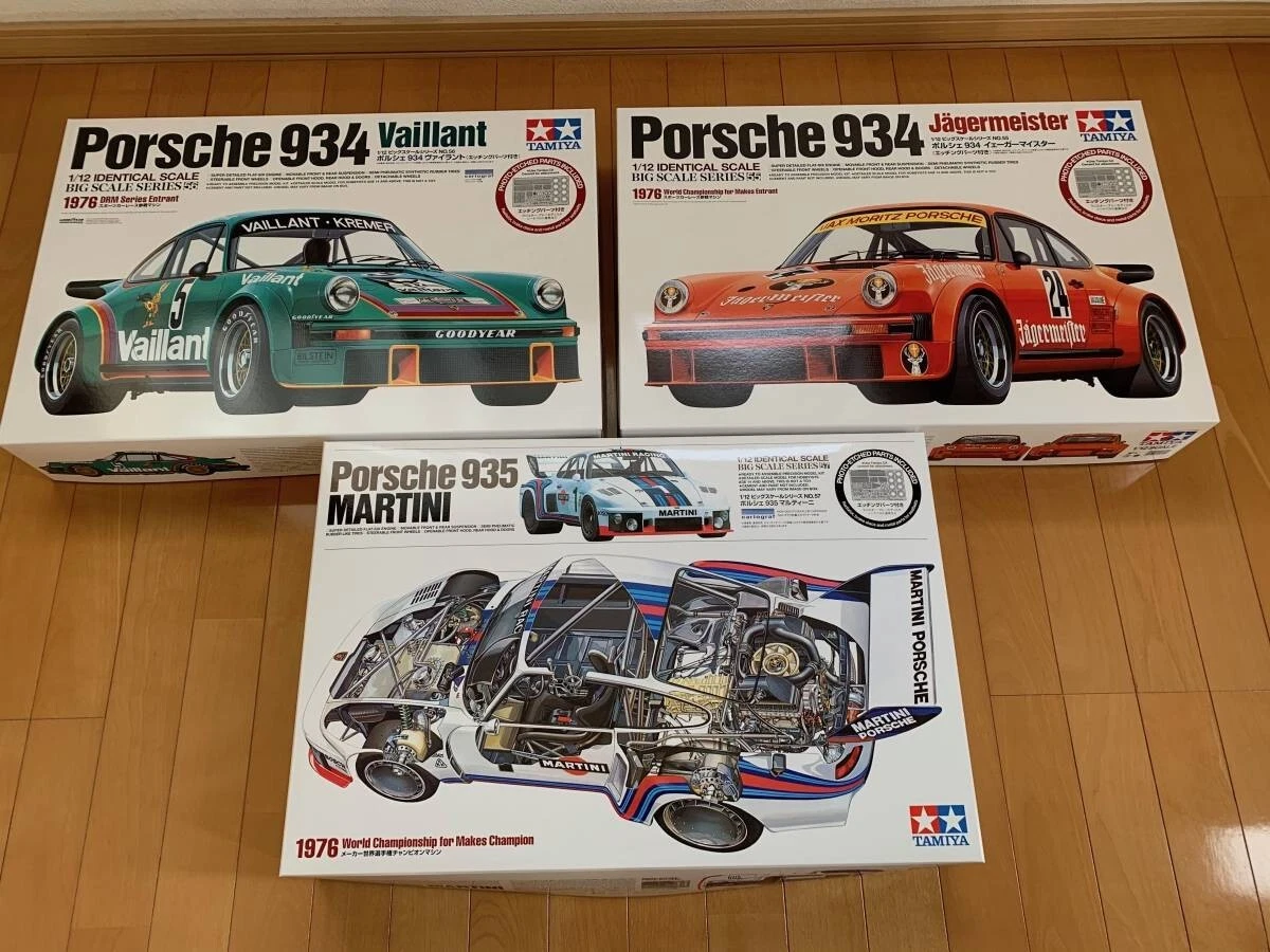 TAMIYA 1:12 Porsche 934 Jagermeister & Weilland Porsche 935 