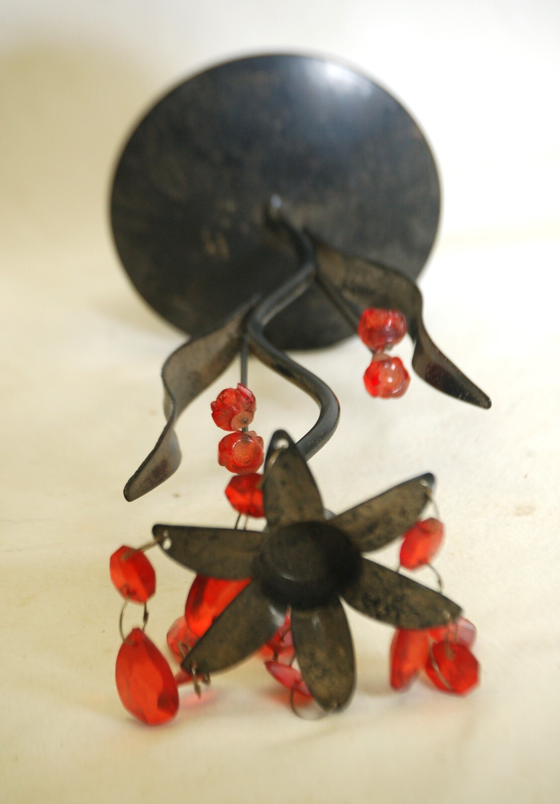 Black Metal Flower Shaped Candlestick Holder Red Teardrops