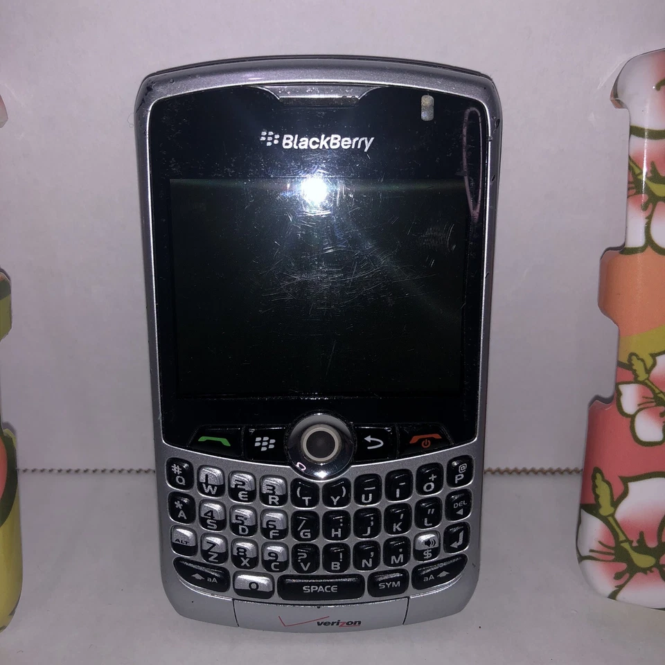 BlackBerry 8330 - plateado (Verizon) con funda protectora - solo piezas Foto 2 de 4