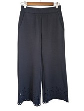 Elie Tahari Wide Leg Pull On Pants Women  s Small Navy Cropped Eyelet Detail