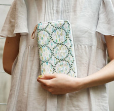 Hobonichi min  perhonen: jellybeans  tambourine Weeks With box