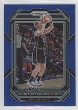 2023 Panini Prizm WNBA Blue Prizm 171/175 Courtney Vandersloot #9 5l1