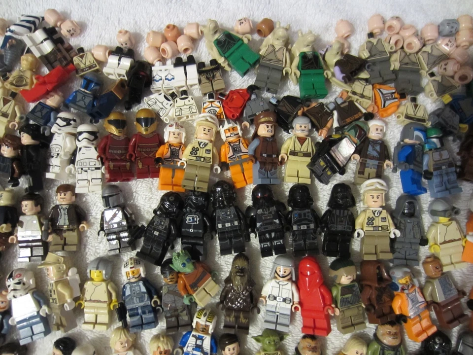 ENORME LOTE LEGO Star Wars con CIENTOS de Minifiguras + Accesorios Torso Piernas Foto 3 de 4