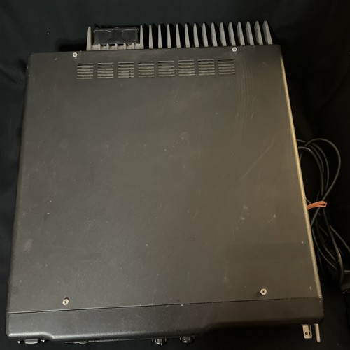 Vertex Standard VXR-7000 Desktop Repeater - Zdjęcie 4 z 11