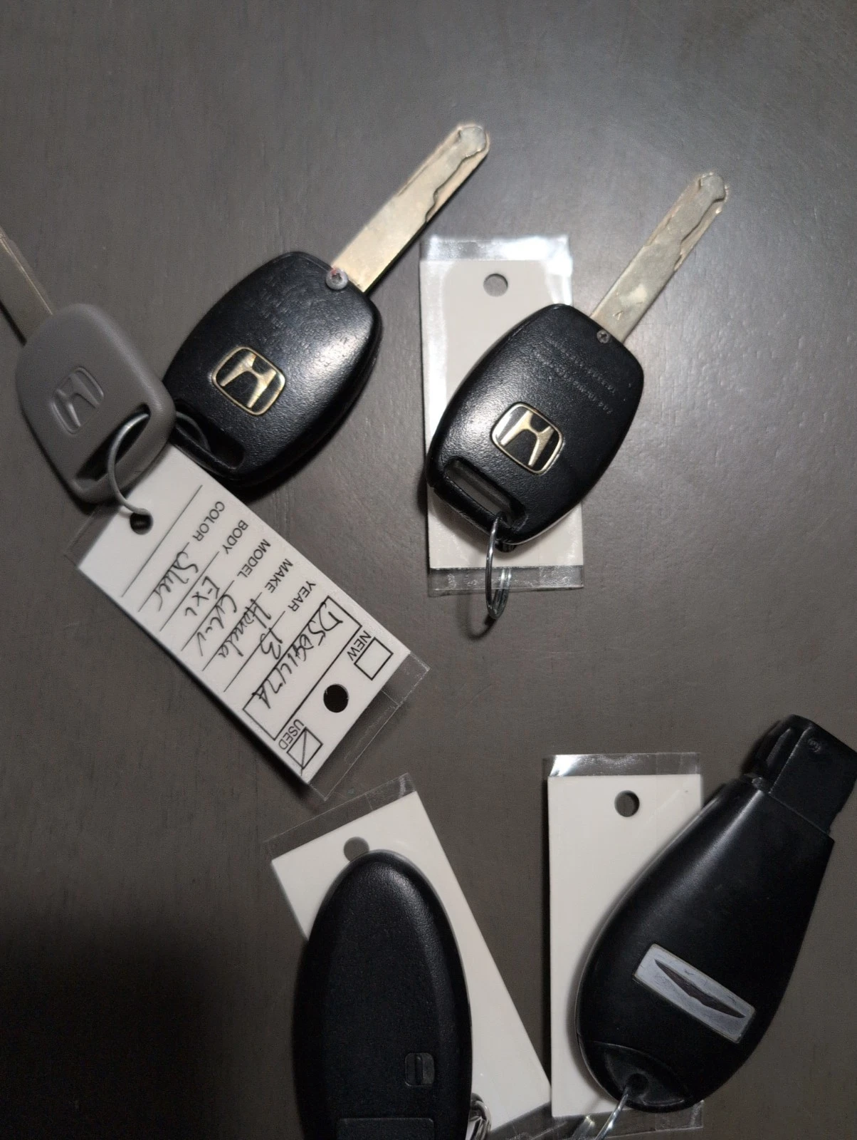 LOT 12 Used Key Fobs, Chrysler Jeep Kia Gmc Nissan Chevy image 5