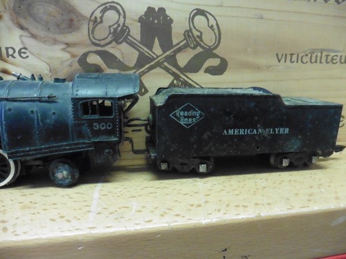 300 American Flyer Locomotive S -gauge and tender reading - Picture 6 of 8