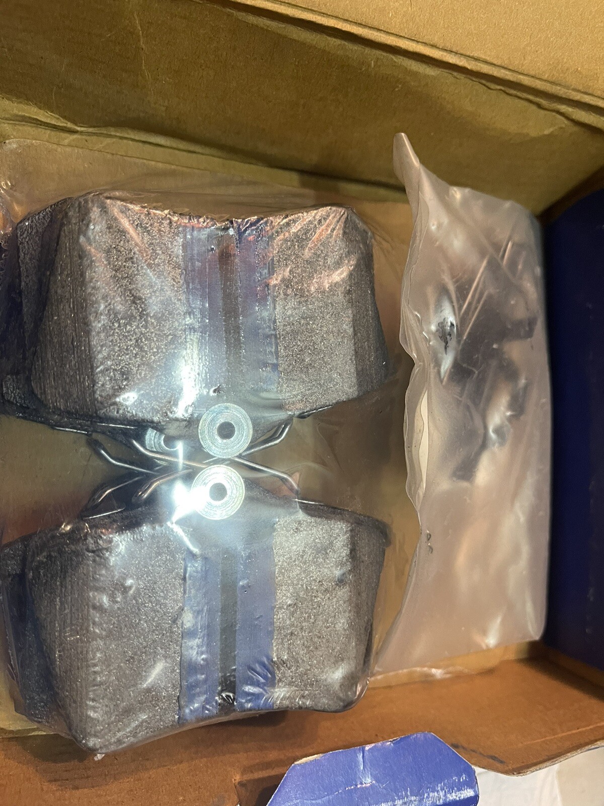 Audi A3 8p NAPA SG7920M SG7920M silent Guard rear brake pads D1017 eBay