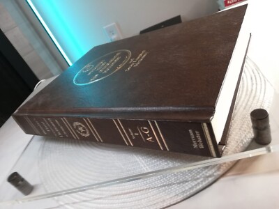 Webster's Third New International Dictionary by Inc. Staff Merriam