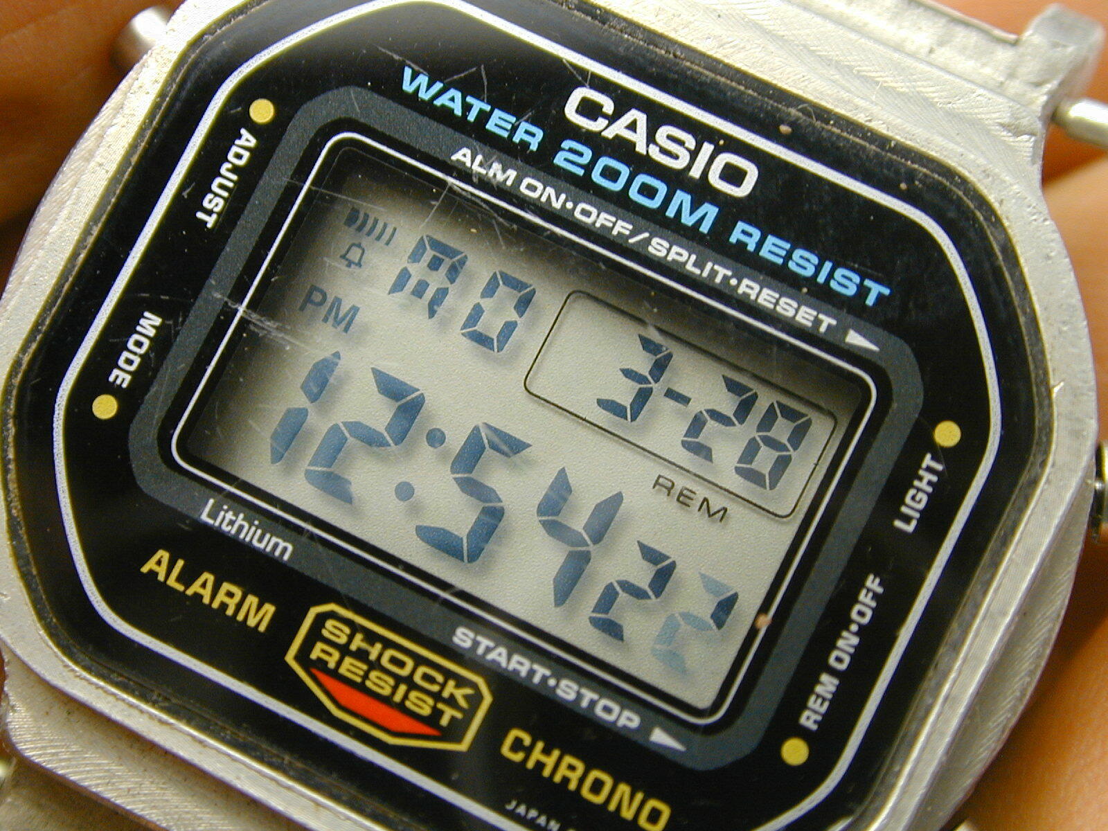 VINTAGE! Casio G-SHOCK DW-5600C Japan H module 901 (Speed) '