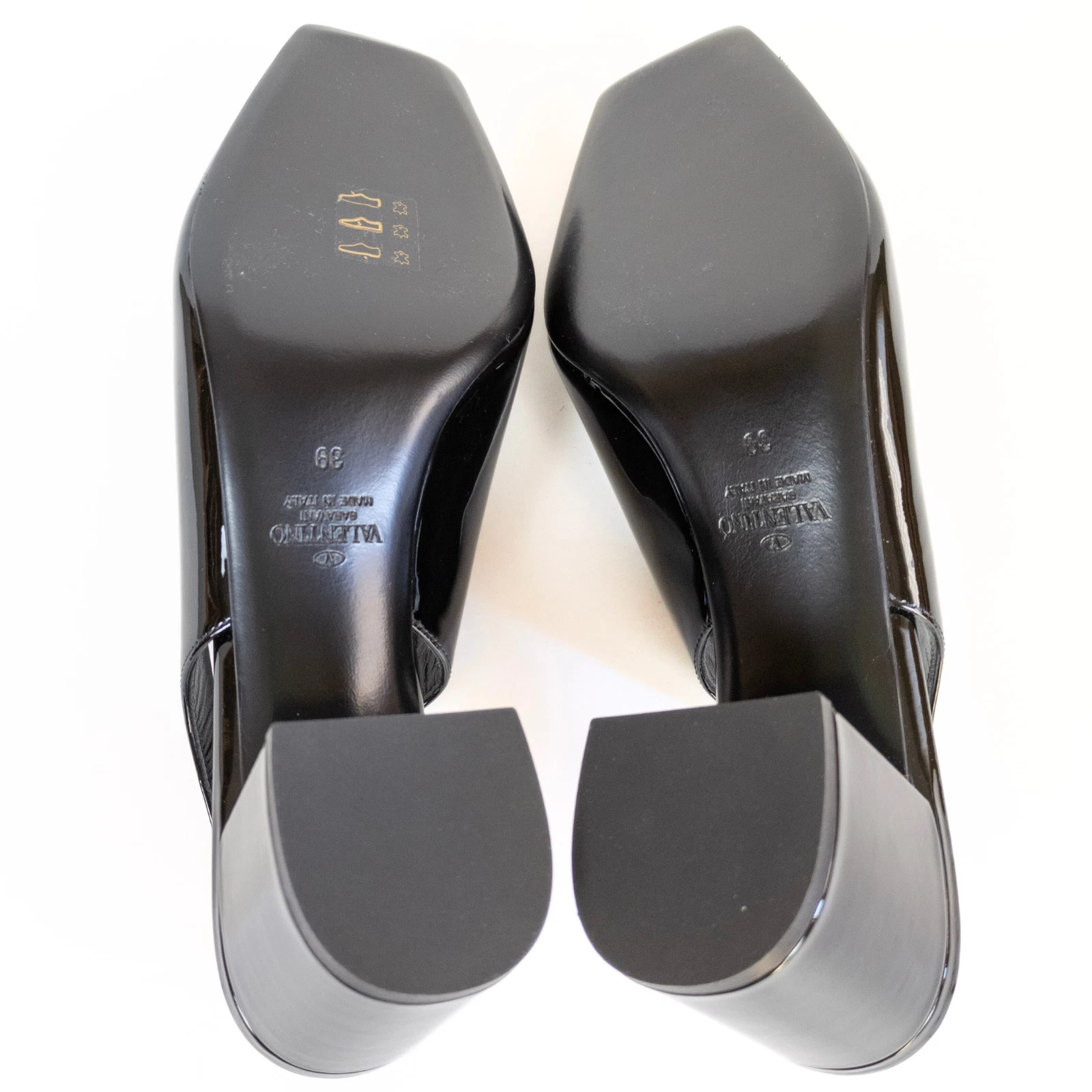 VALENTINO GARAVANI nero vernice monospalla tacco slingback donna 39