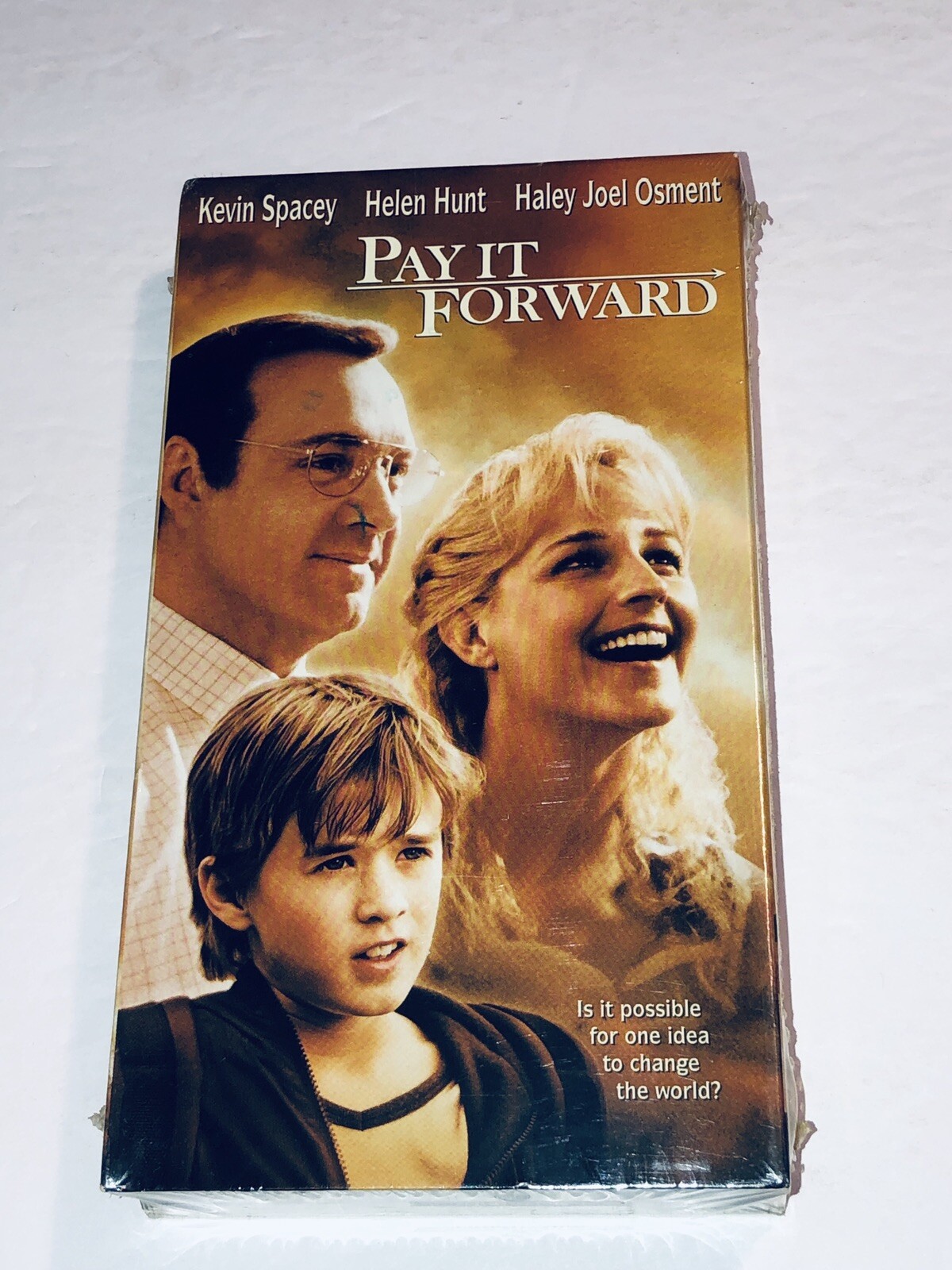 Pay It Forward (VHS, 2001, PG 13)Kevin Spacey Helen Hunt Haley Joel
