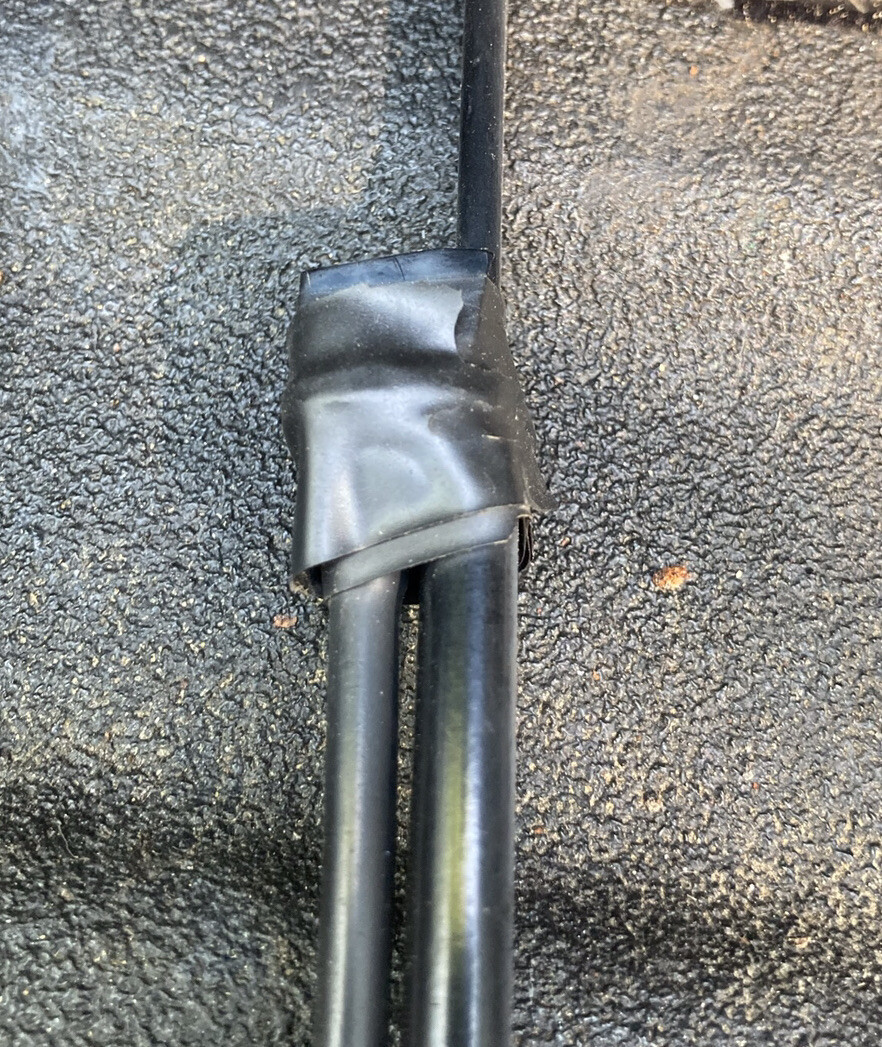 06 Chevrolet Silverado wiper arms set pair eBay