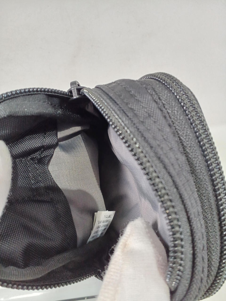 Porter 689-05945 Shoulder Pouch - image 5