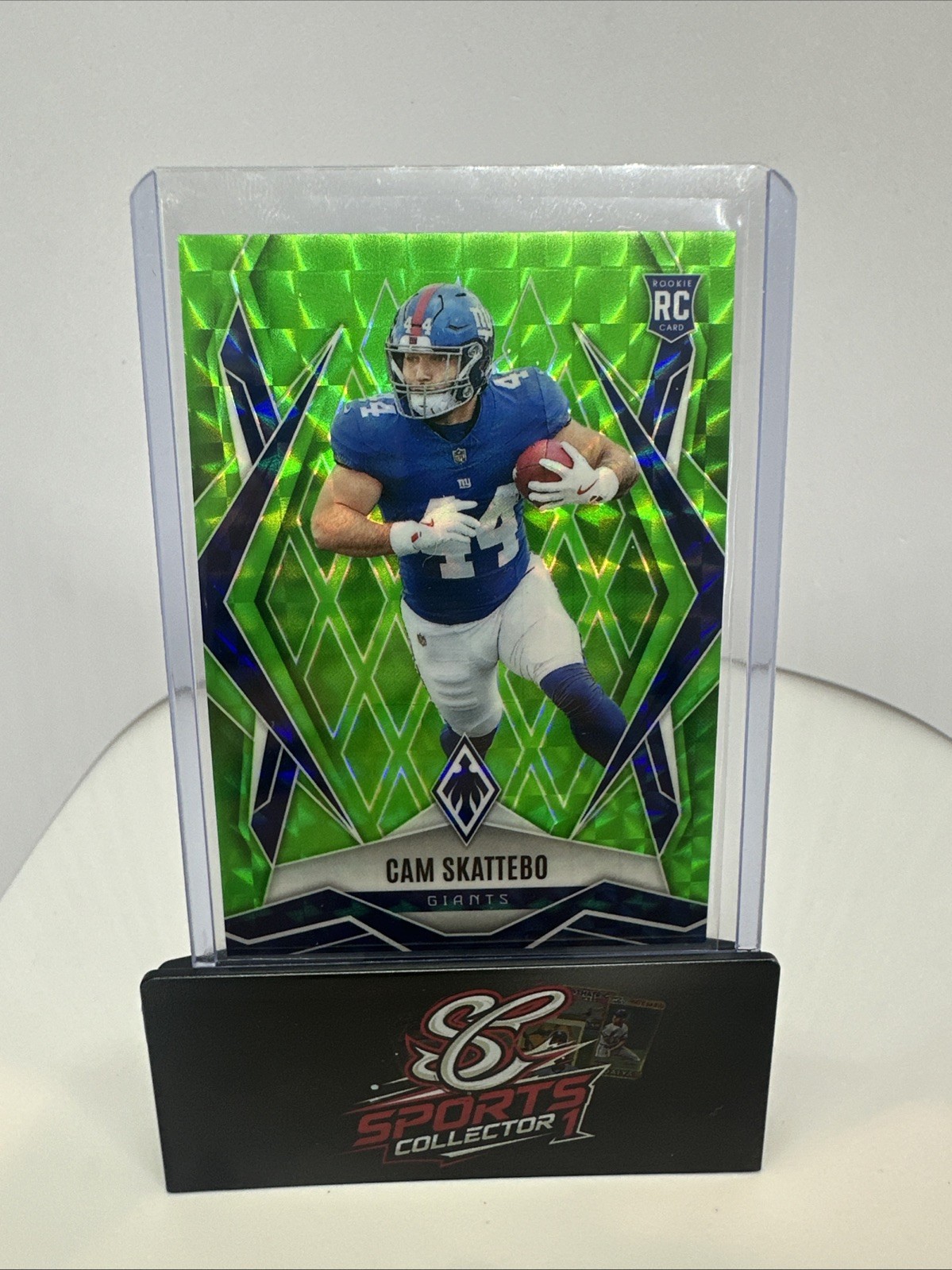 2025 Panini Phoenix Green Prizm Cam Skattebo (RC) #168 - Giants 025/285