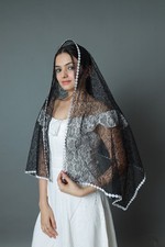 Black Wrap-Style Chantilly Lace Mantilla Cristian Church Prayer Veil