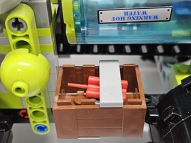 LEGO 8190 Power Miners Claw Catcher Missing Some Pieces 