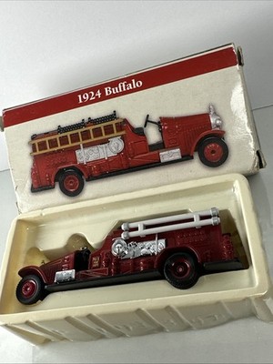 1999 Reader's Digest 1924 Buffalo Fire Truck 1:64 Scale Die-Cast New In Box