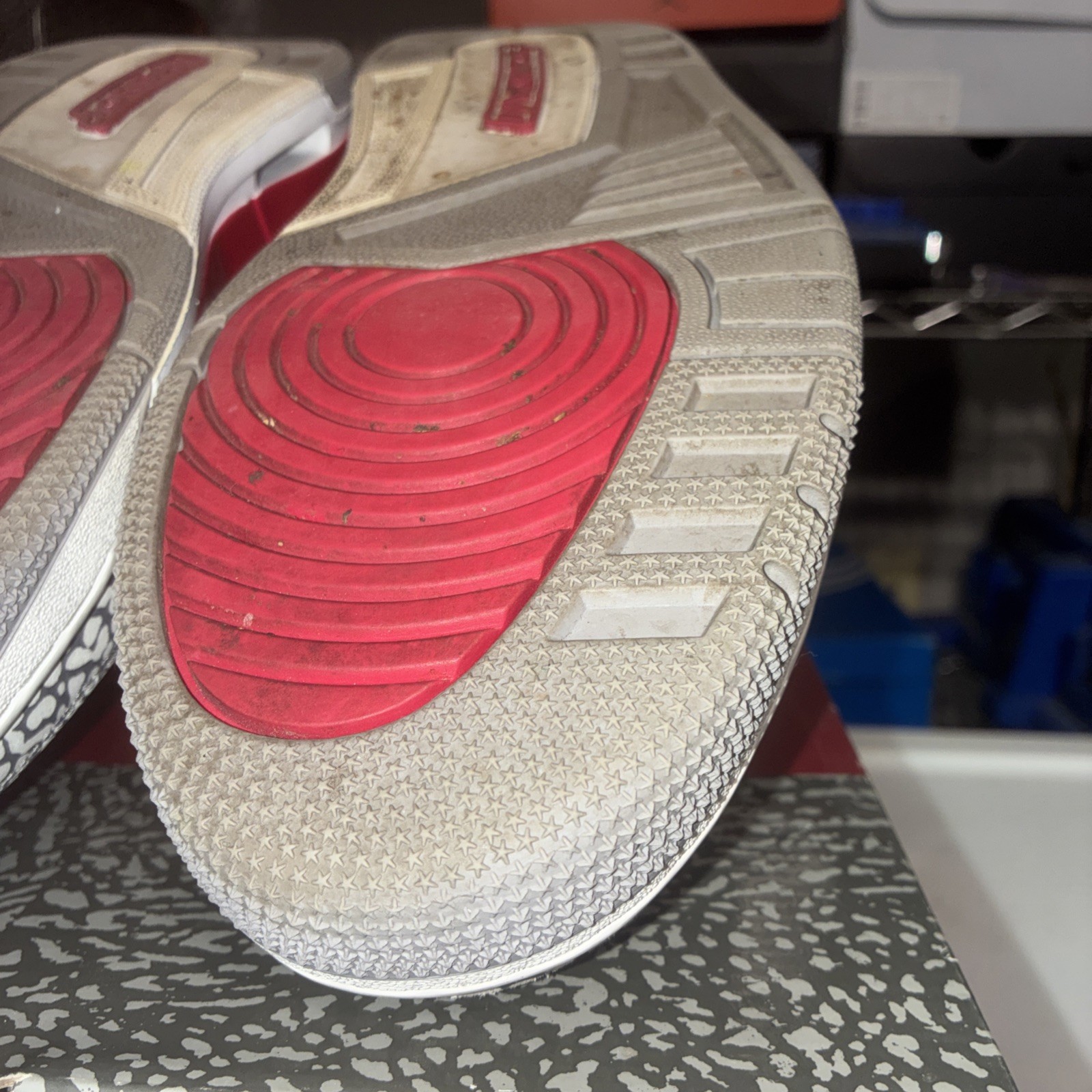 Nike Air Jordan 3 Men's Cardinal Red/Retro White 2022 Size 11 CT8532-126 VNDS thumbnail 9