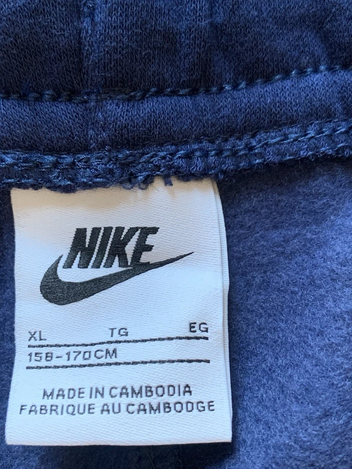 BNWT Nike Air Boys Navy Blue Fleece Cargo Jogger Pants Size XL (X Large) - Image 4 of 4