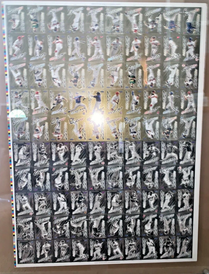 Заводской необрезанный лист 100 1998 Fleer Ultra Pizzazz золотой и платиновый медальон 4 комплекта - Изображение 2 из 4
