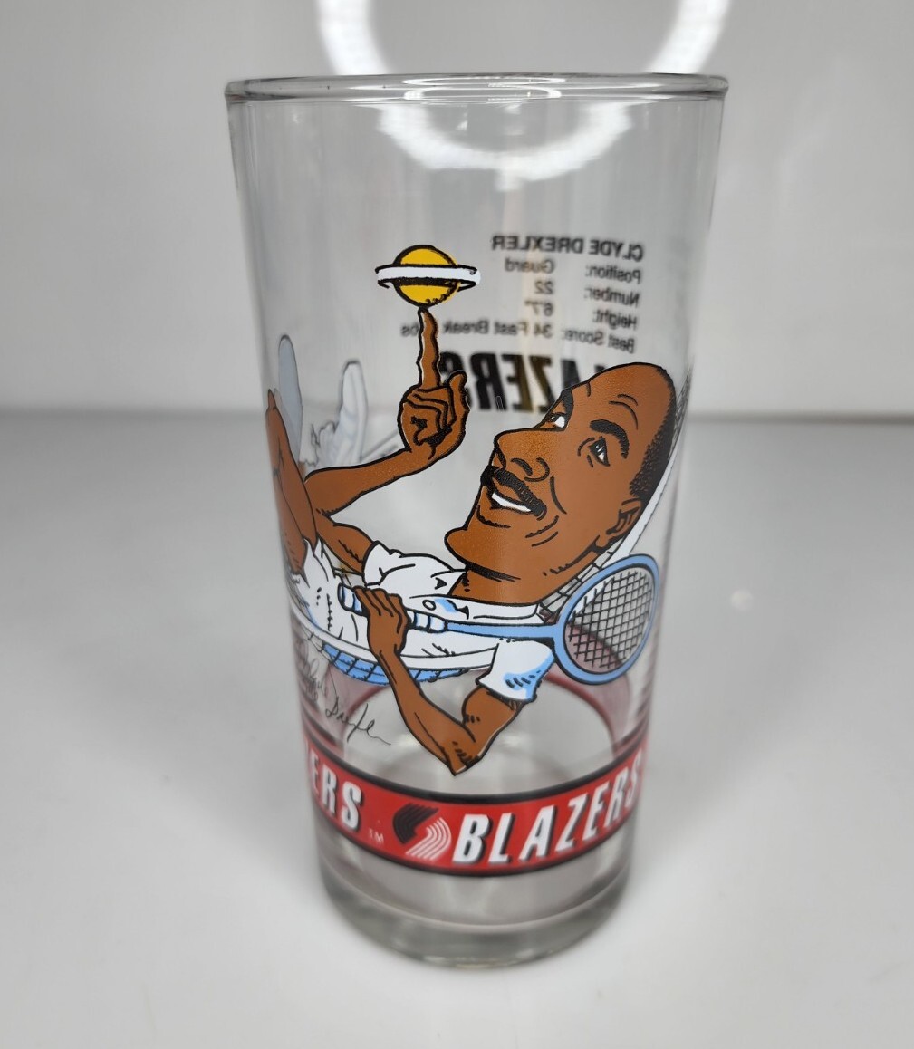 Portland Trail Blazers 1992-93 Dairy Queen Glass Clyde Drexler