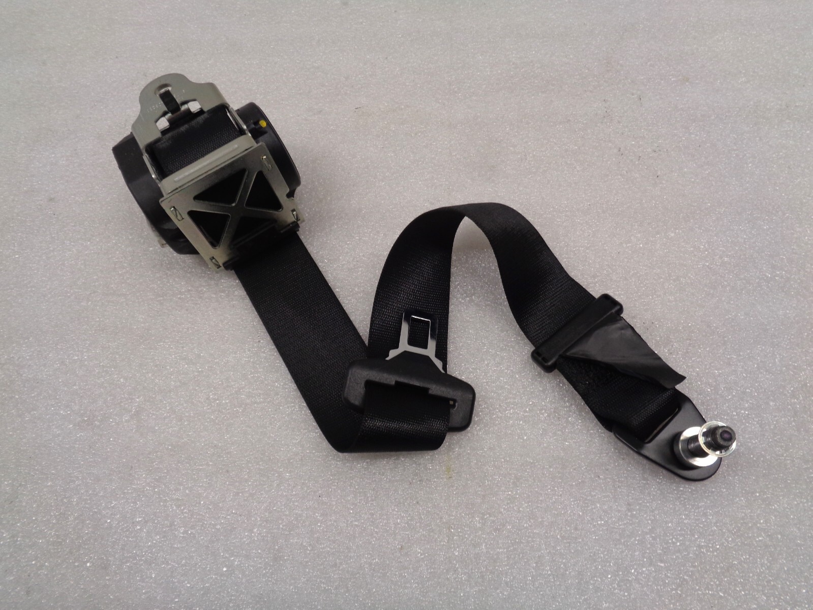 14-17 Maserati Ghibli Rear Right Side Seatbelt Seat Belt Retractor OEM AK2308335