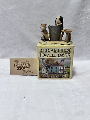 Lowell Davis Barn Cats Figurine Schmid Border Fine Arts with Box