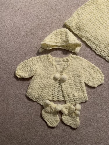 4 Piece Set VTG Handmade Yellow Crochet Baby Blanket 27”x52” Sweater Hat Booties - Picture 5 of 6