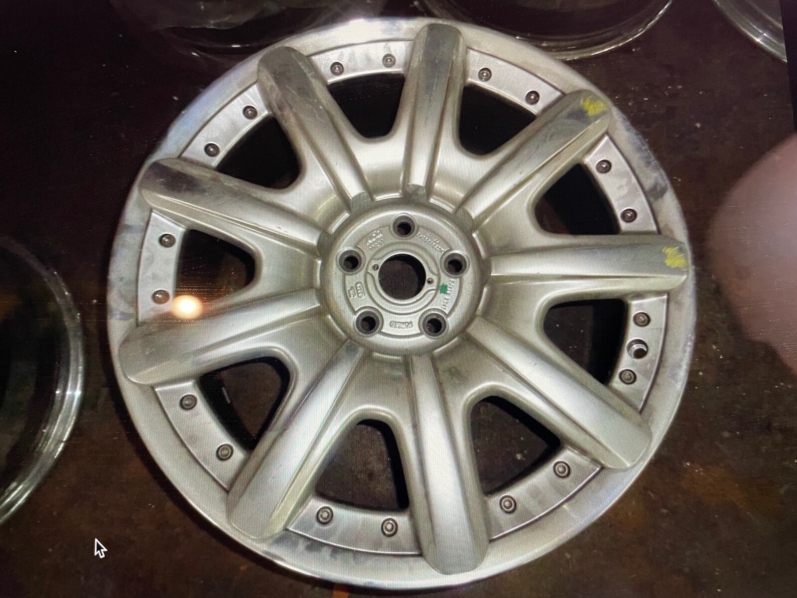   ROLLS ROYCE BENTLEY ROAD WHEEL HARD TO FIND FITS MANY YEARS  2000 and up