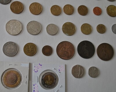 WORLD　COINS　176枚　　コレクター 44 World Coin Collection, all different, UK Sets shield, 1886