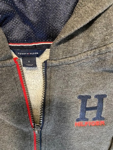 Tommy Hilfiger Gray Full Zip Hoodie Sweatshirt Boy Size 6 Youth/Kids - Picture 2 of 6