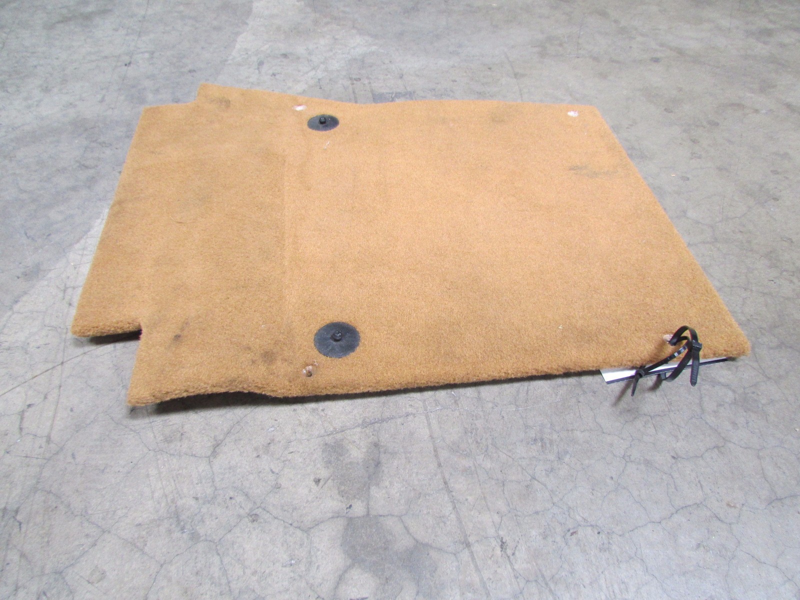 Ferrari 599 GTB, RH, Right Front Carpet, Beige, Used P/N 69367496