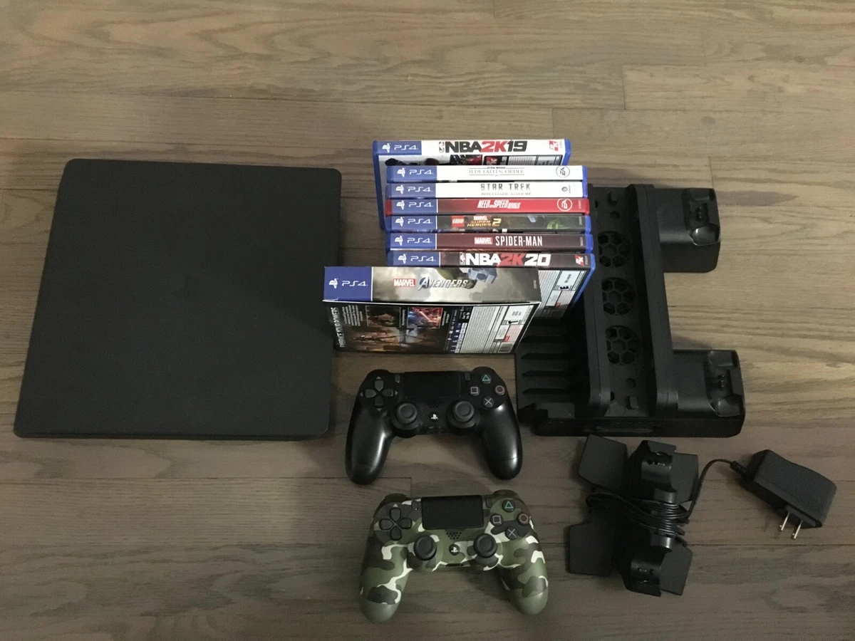 [USANC] [H] Ps4 Pro 1tb W/2 Controllers, 20th Anniversary, 60 OFF