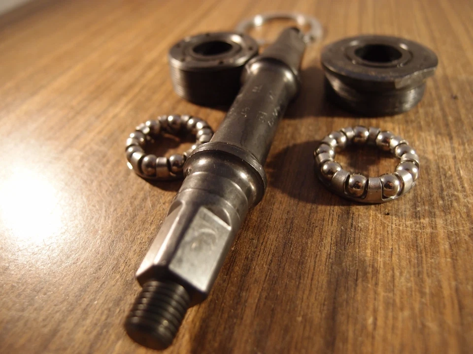 1988 vintage MTB bottom bracket Shimano Mountain LX 1,37"x24T/68 mm Japan 118 mm - Image 3 of 4