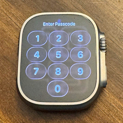 Apple Watch Ultra 2 49mm Titanium