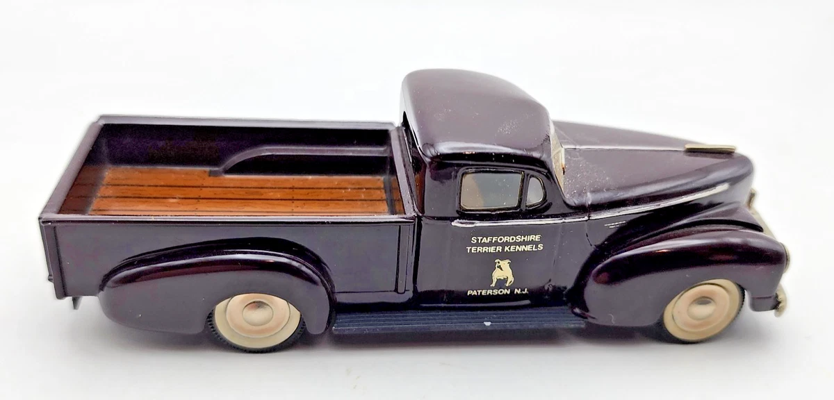 Preços baixos em Studebaker 1:43 Veículos de brinquedo e de metal