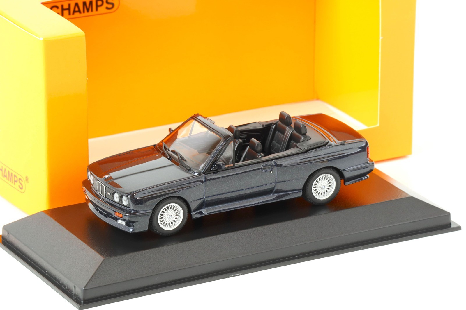 1:43 Minichamps BMW M3 E30 Convertible 1988 Dark Blue Metallic