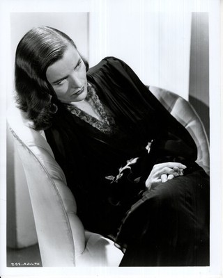 Ella Raines 8x10 photo #Q1203