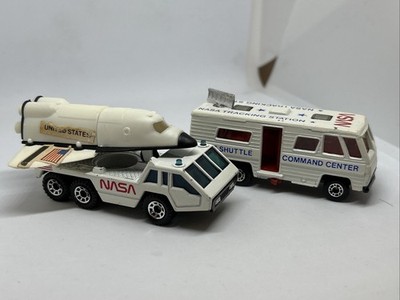 Set MATCHBOX NASA Tracking Vehicle U.S. Space Shuttle Command Center