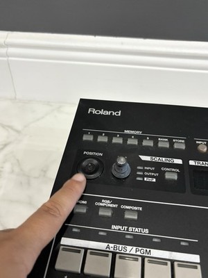 Roland　V-40HD Roland Pro A/V - V-40HD | Multi-format Video Switcher