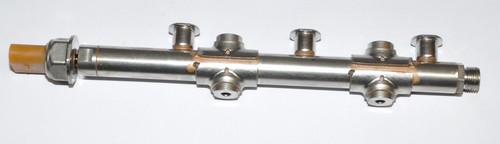 Kraftstoffverteiler Einspritzleiste  04C133320F Golf 7 Original VW