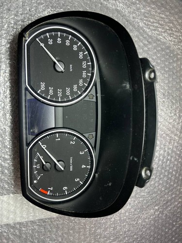 BMW 1er E81 E87 E82 E88 LCI 120i Benzin Tachometer Kombiinstrument Tacho 9141470