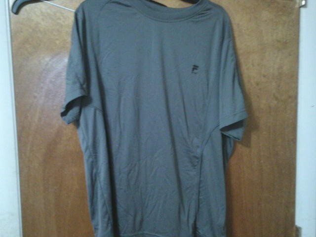 T shirt uomo Fila Sport atletica usata taglia L grigio 100% poliestere