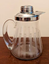 Charming Mid-Century Ice Water/Tea Pitcher/Carafe w/ Ice Lip Glass-Chrome 9" VTG