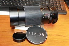 Lentar Zoom Camera Lense Auto Tele 200 mm I 3.5 Screw Mount  and Case No. 709361