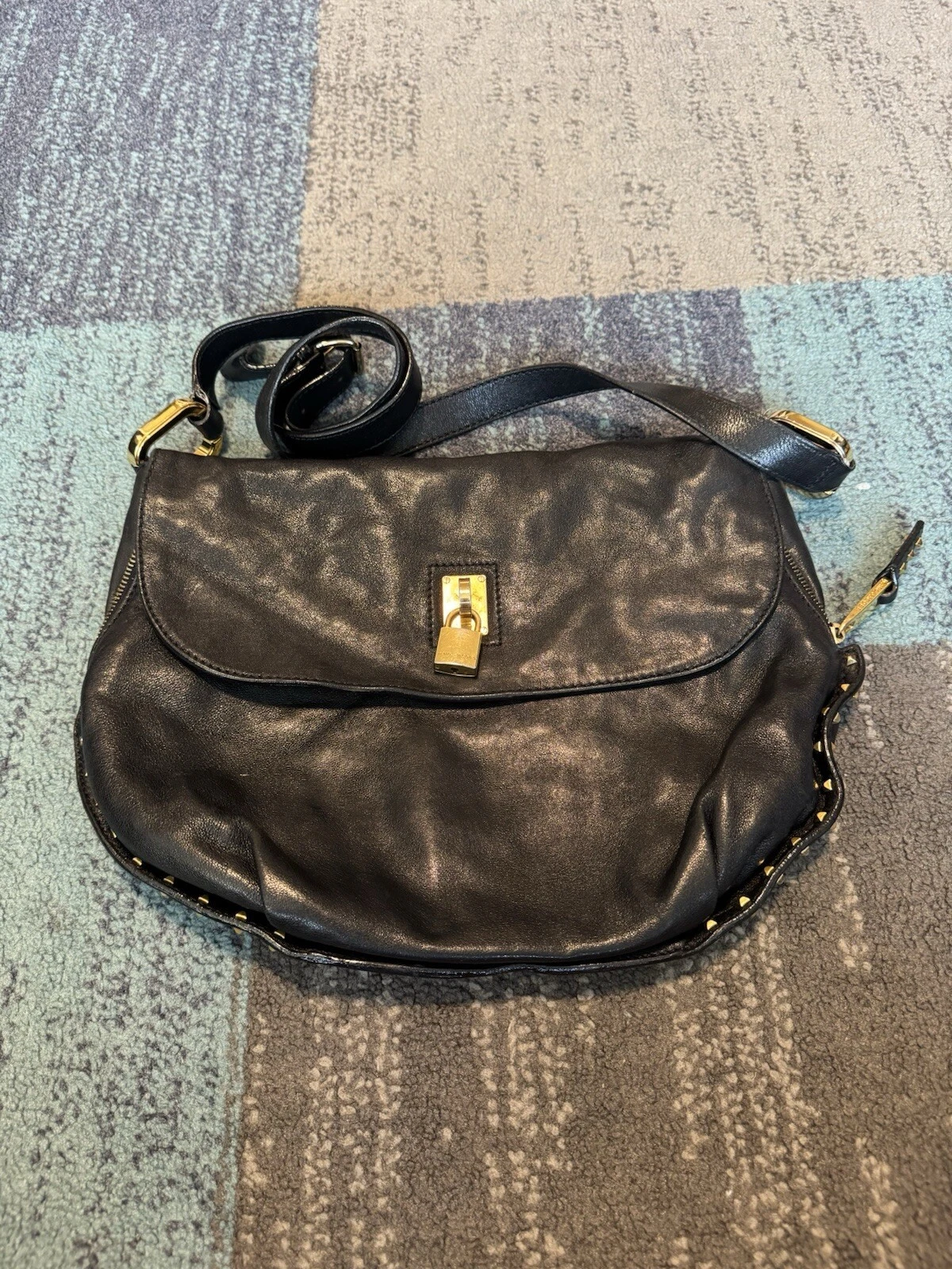 Authentic MARC JACOBS shoulder bag Studded leather Made In Italy Black