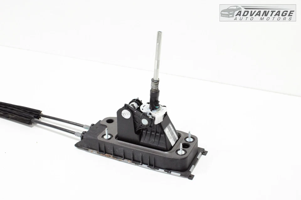 2017-2019 VOLKSWAGEN GOLF ALLTRACK 6 SPEED MANUAL TRANS SHIFTER BOX & CABLES OEM - Image 3 of 4